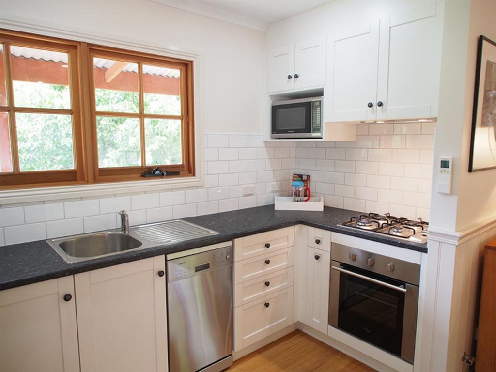 Tahara Cottage Deloraine Kamer foto